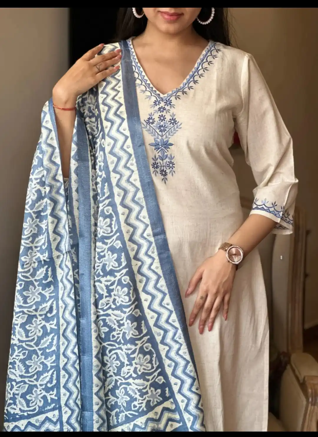 Elegant Off-White Embroidered Cotton Flex Suit Set with Cotton Silk Dupatta - Graceful & Sophisticated.png